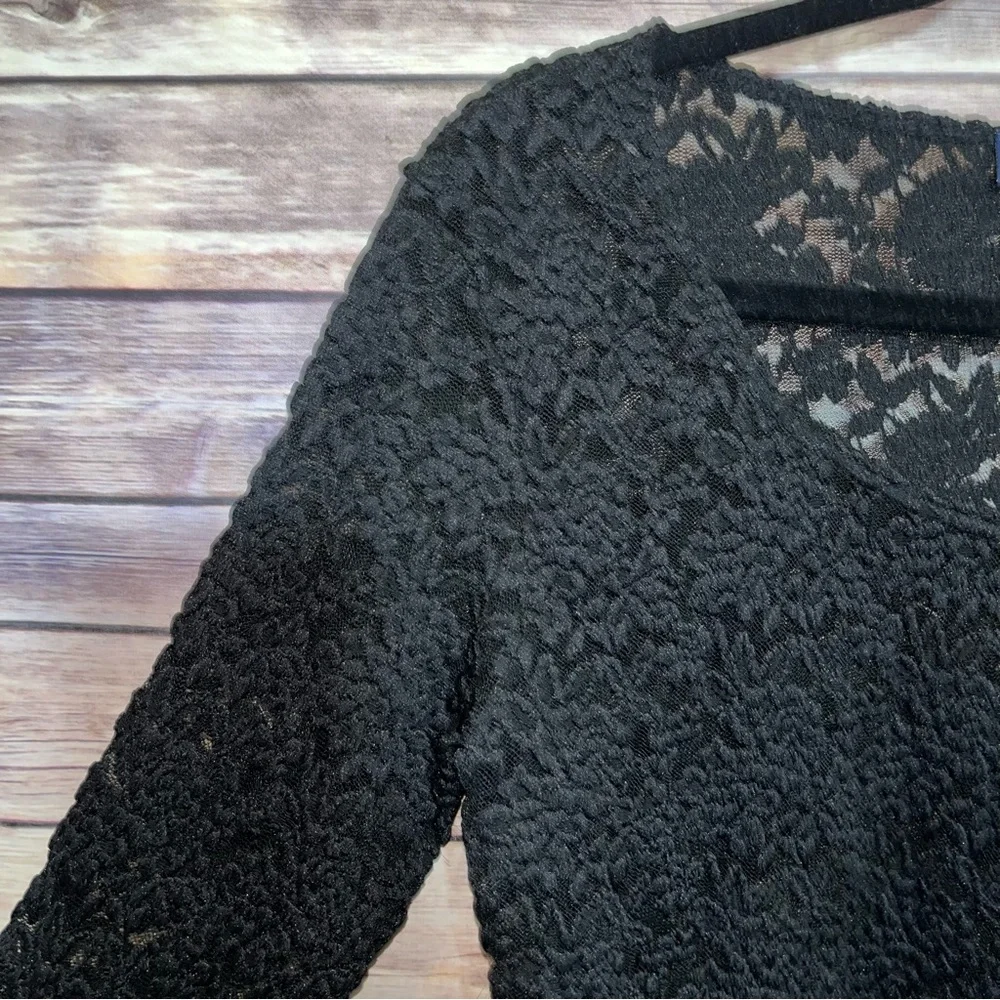 Vintage FORENZA Black Lace Long-Sleeve Bell Sleeve Top Size Medium C4